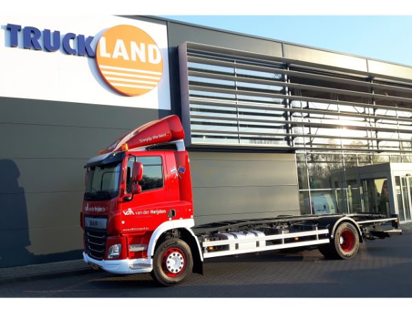 van der Heijden Transport & Logistiek BV